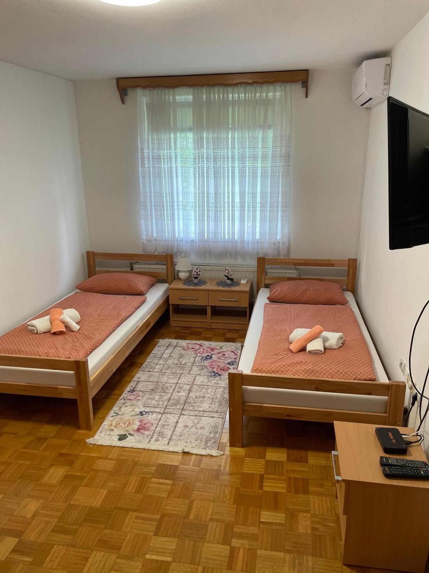 Ferienwohnung Sobe Lara Gradacac Exterior foto